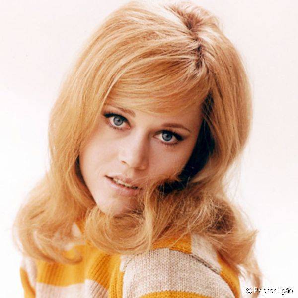 Os nudes apagadinhos nos lábios também apareciam muito nas makes de Jane Fonda